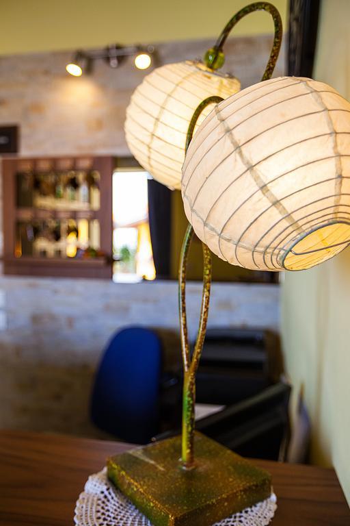 Osteria Da Cesare E Locanda Кастел Сан Пиетро Терме Екстериор снимка